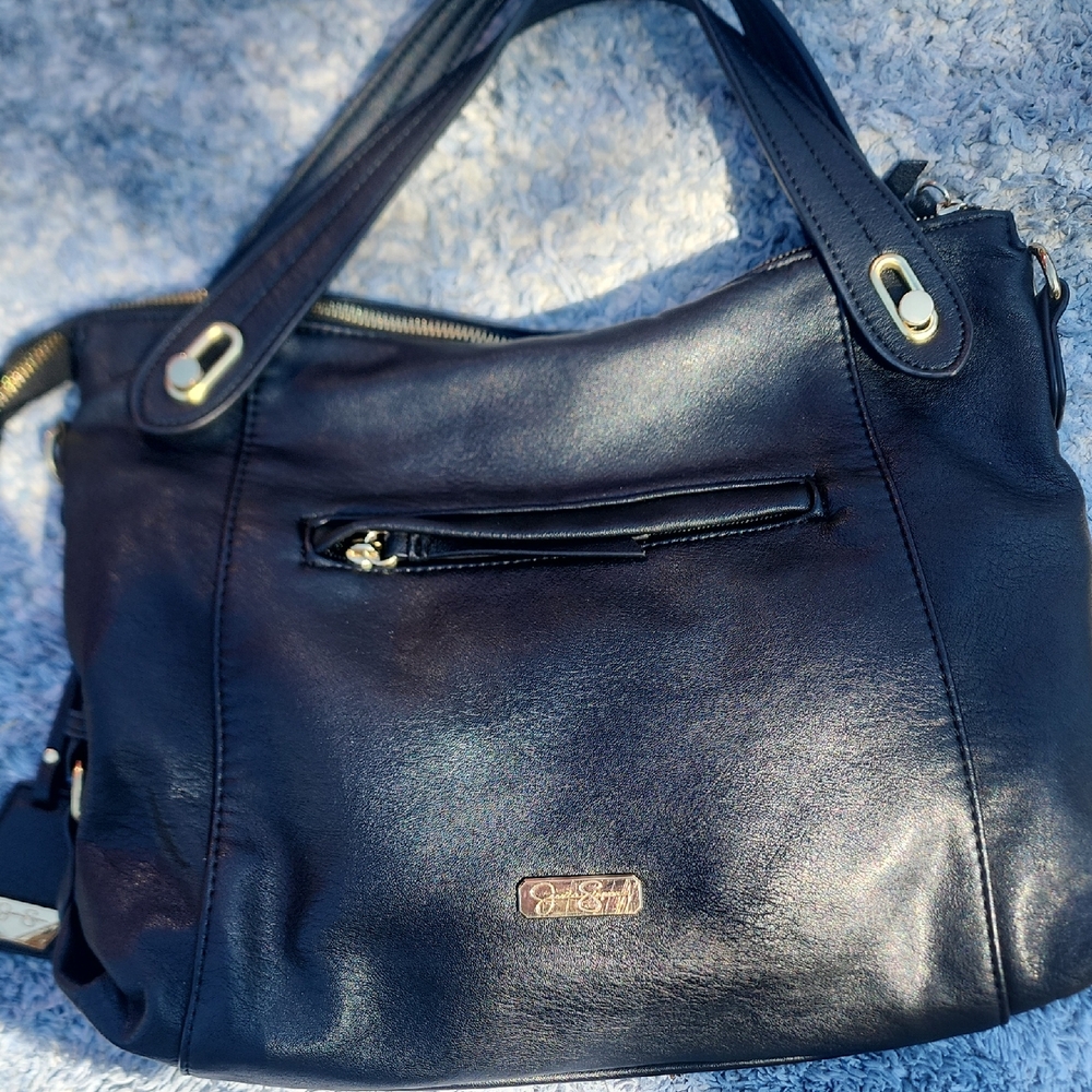 JESSICA SIMPSON     Black Leather Shoulder Bag